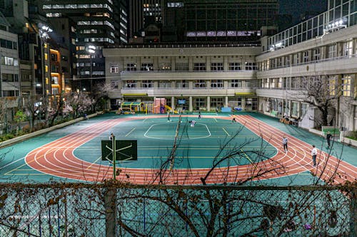美因茨2-1逆转佛罗伦萨，李在城补时绝杀，霍勒巴赫破门