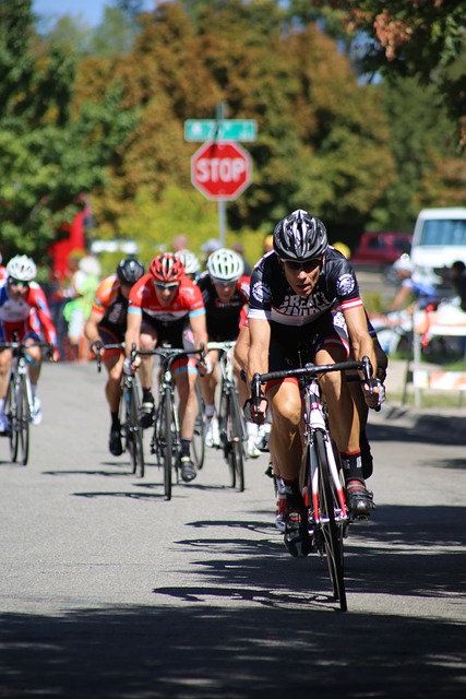 积极运作 积极运作